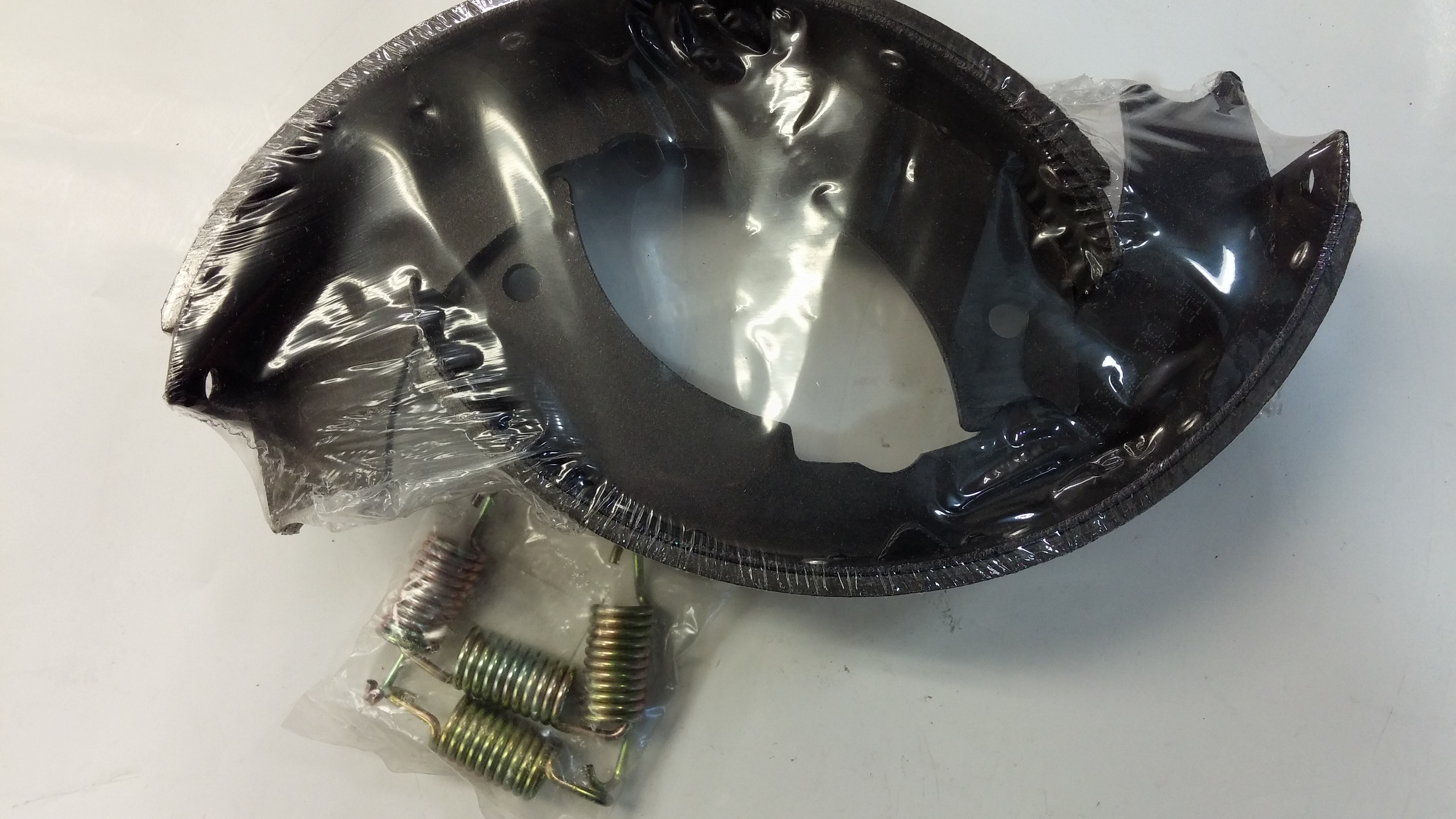 SHOES,PARK,10" X 3"(2 SHOES)