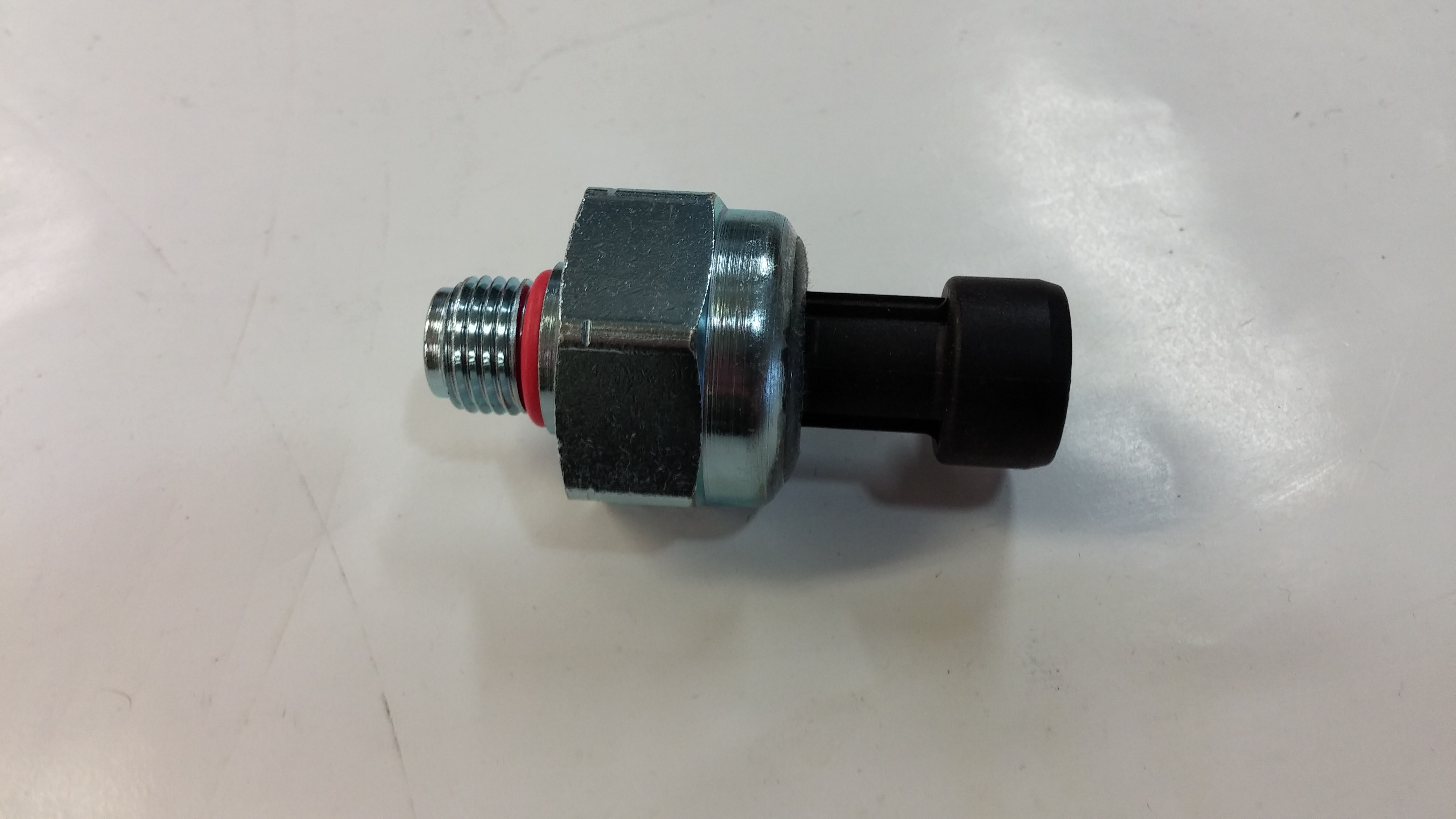 SENSOR,INJ CTRL PRES ICP 444E