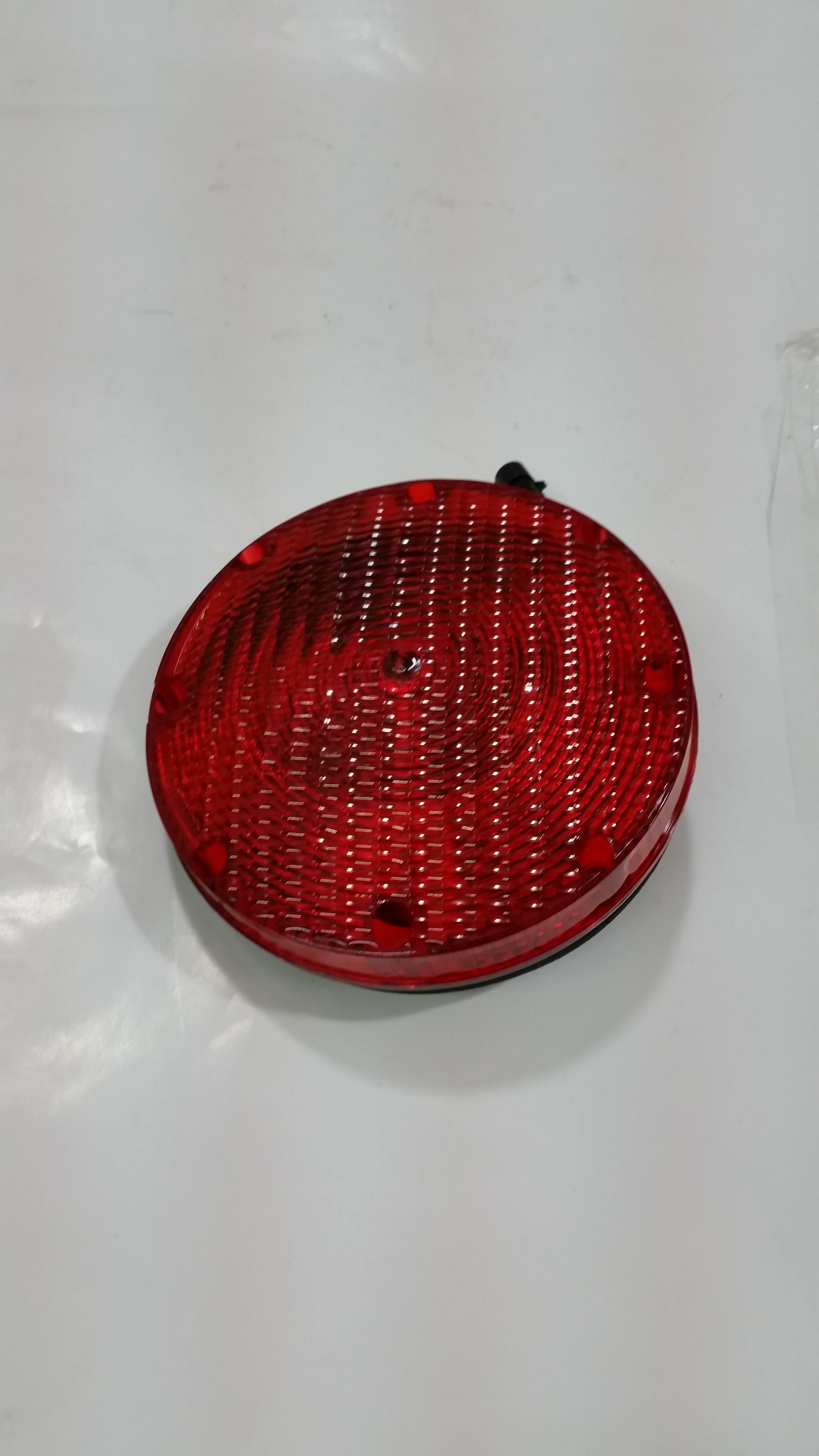 LIGHT,RED,STOP/TAIL 3W, W/PLUG