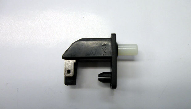 SWITCH DR CNTRL KICK OUT WDO