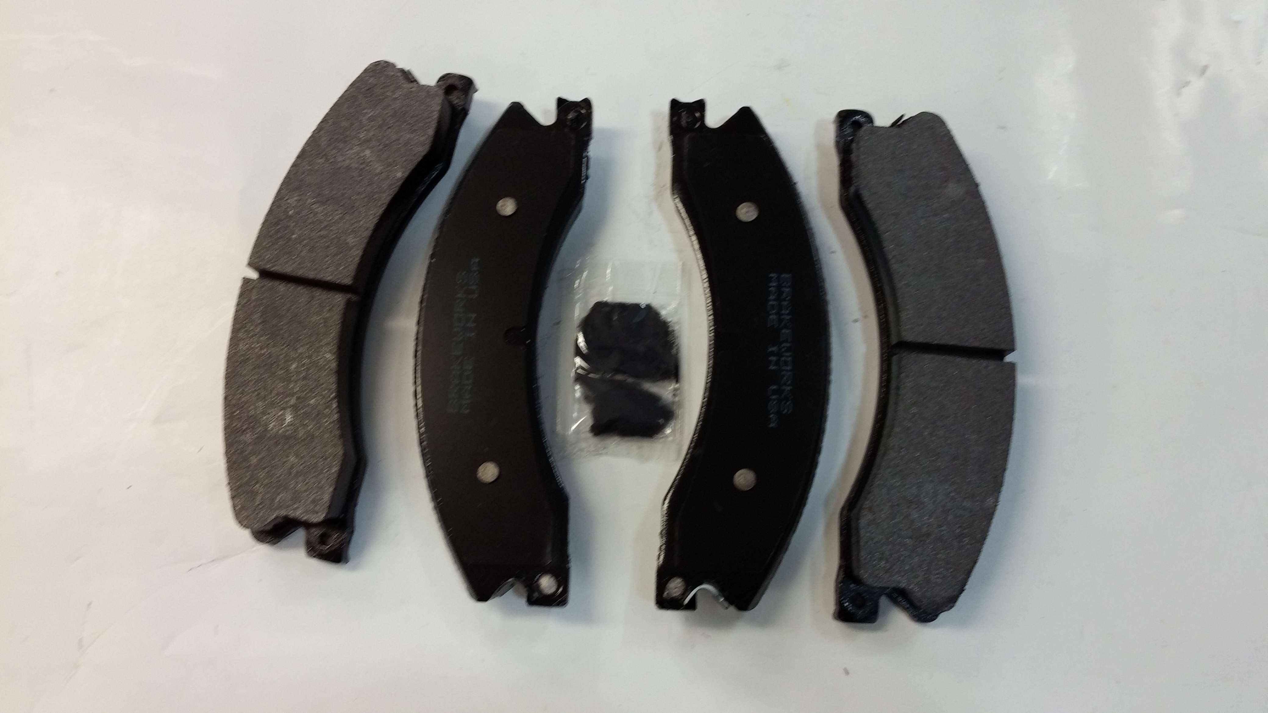 PADS REAR GM VAN DRW 09+