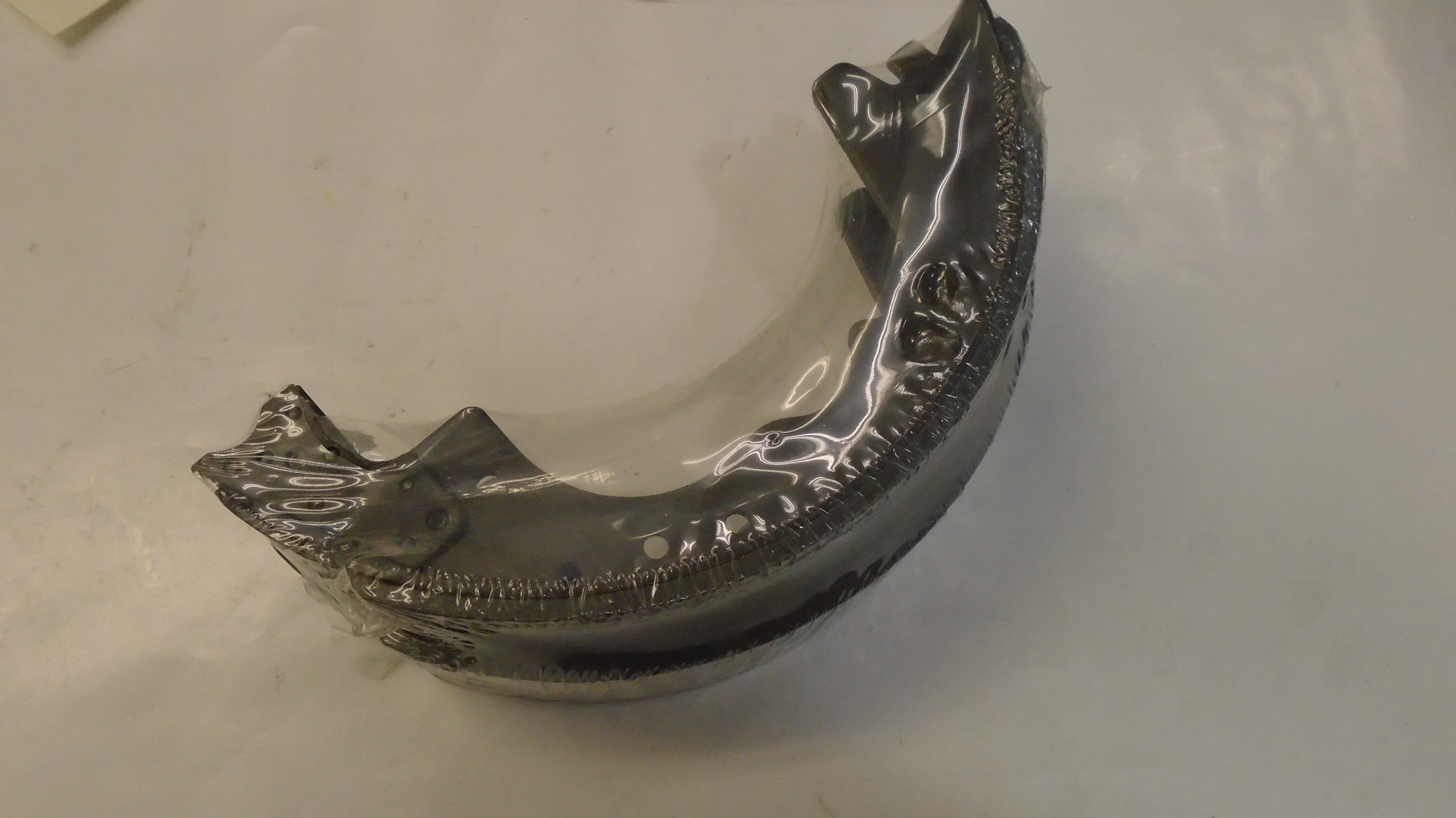 KIT PARK BRAKE SHOE IC BUS