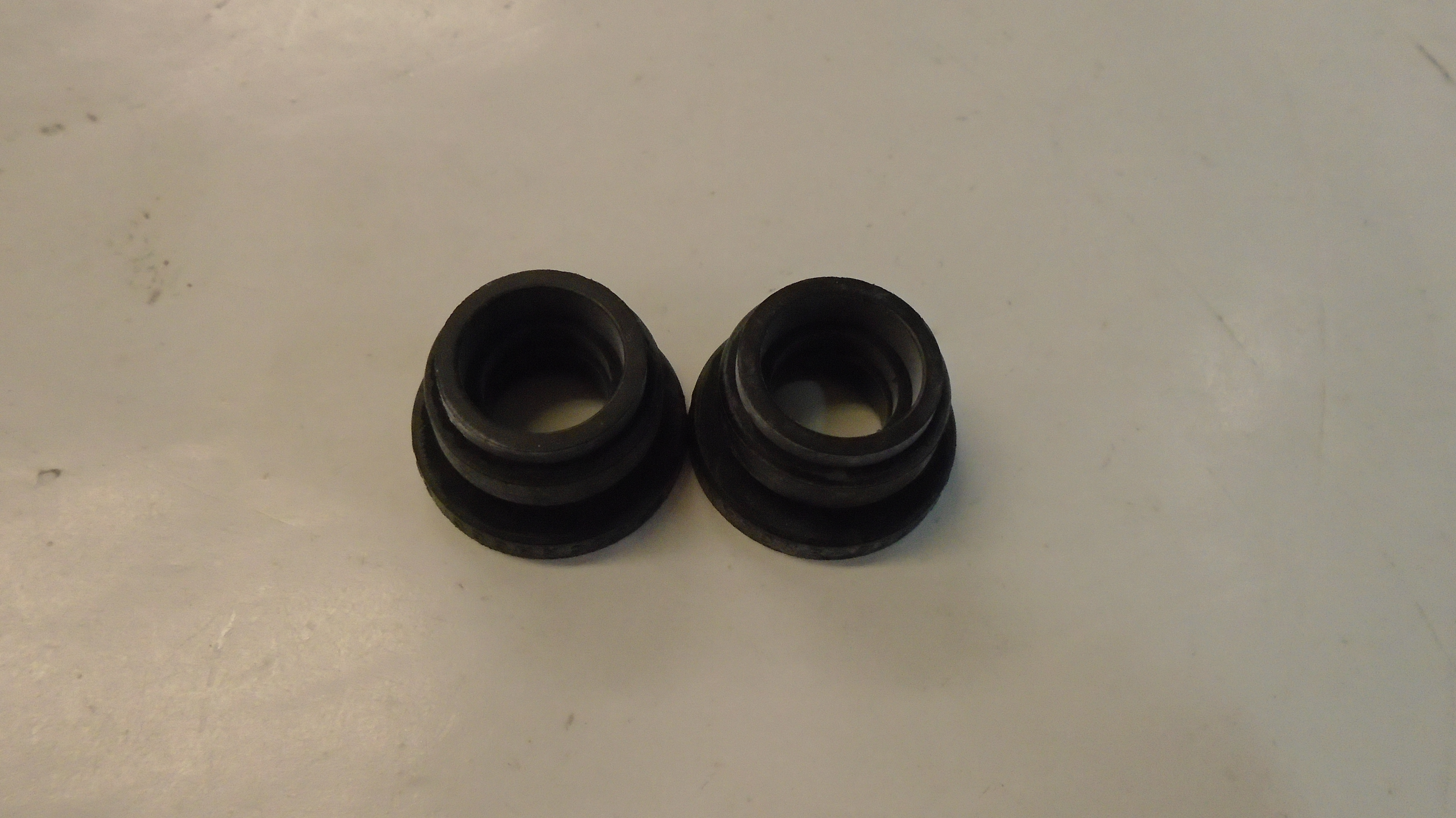 KT GROMT,KIT GROMMET*MASTER CY
