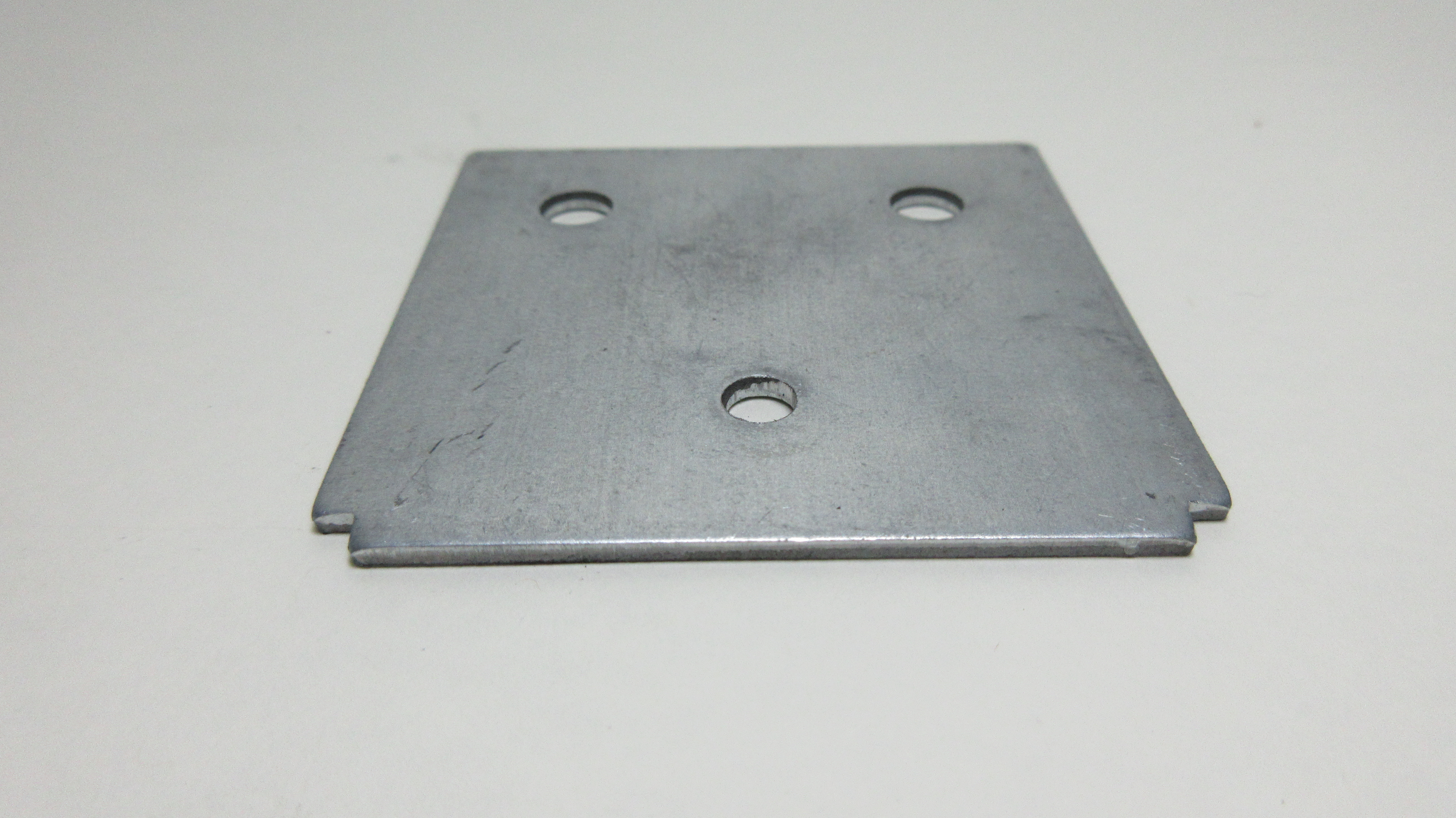 PLATE PIVOT CLIP