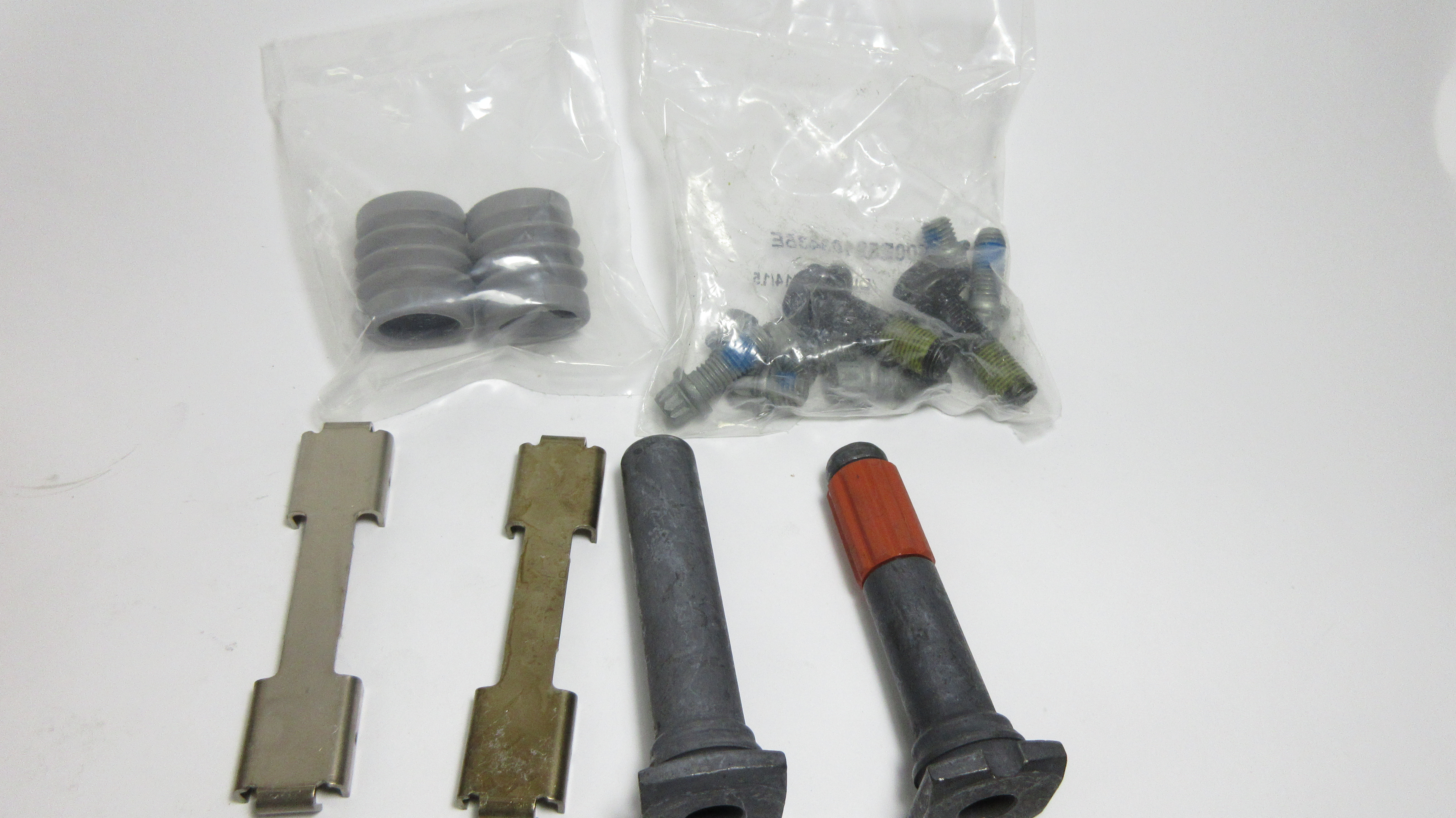 KT PIN,KIT SLIDE PIN & BOLT 66