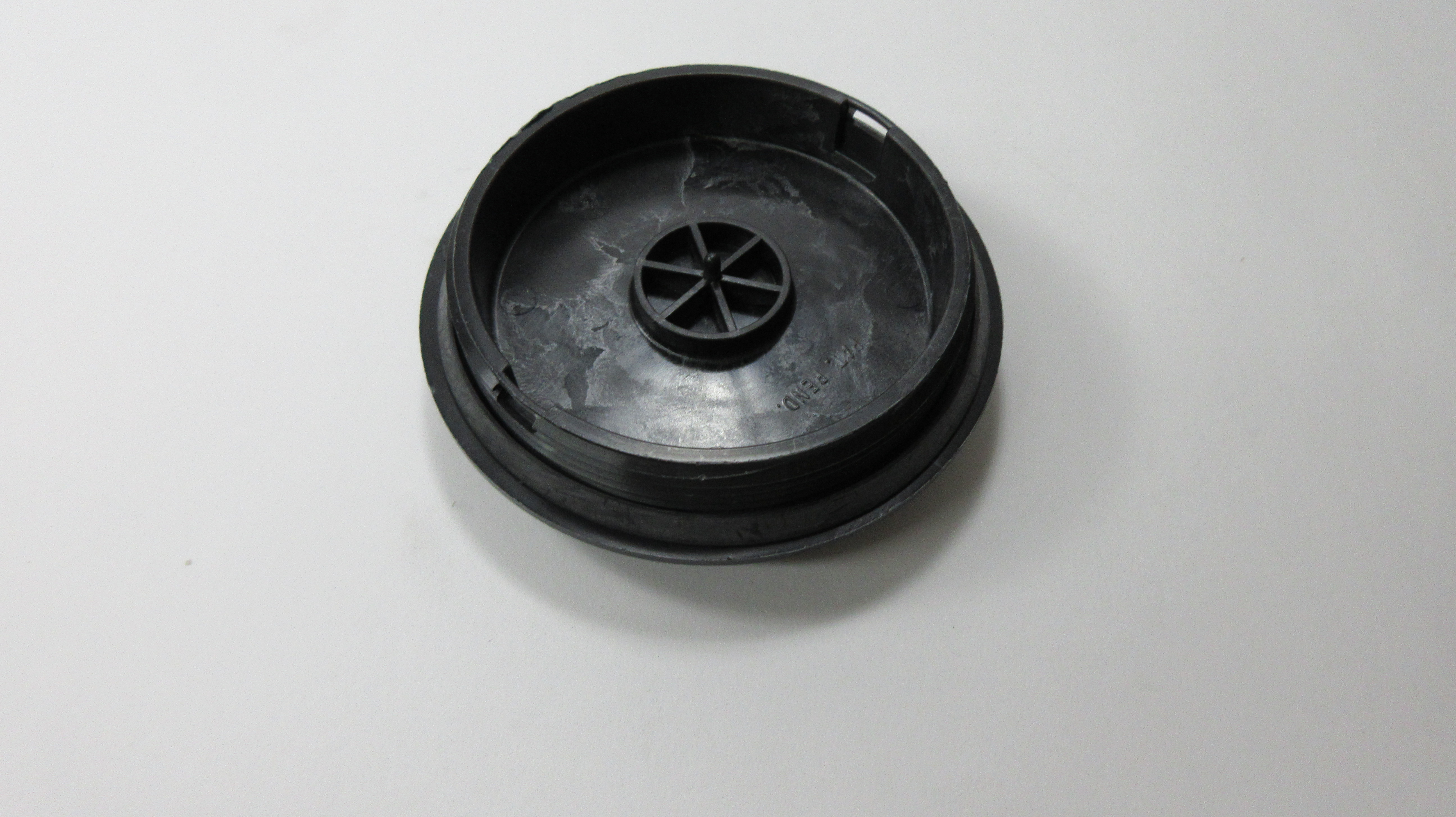 PACKAGE THREADED END CAP