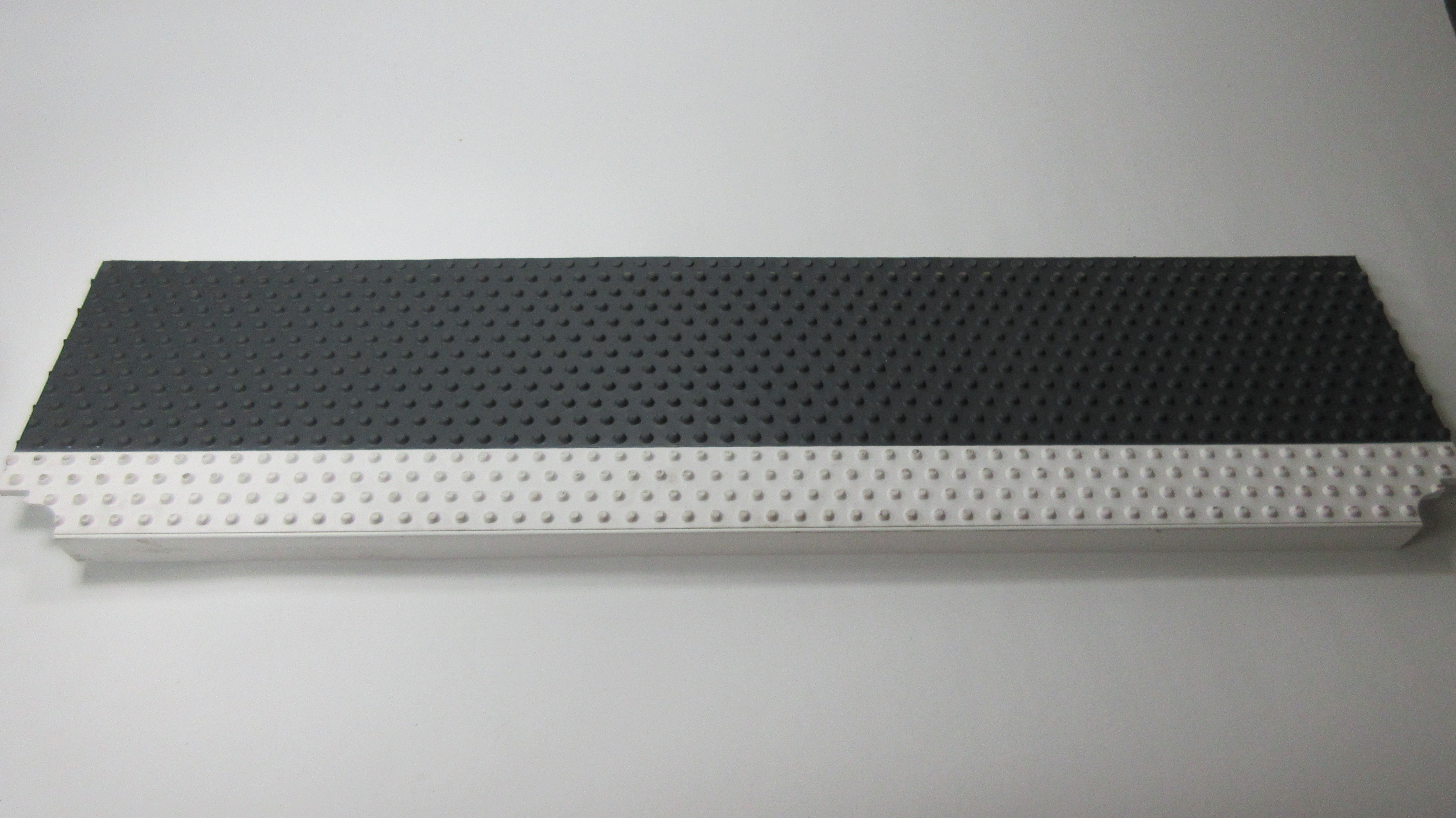 TREAD STEP BOT VINYL PEBBLE