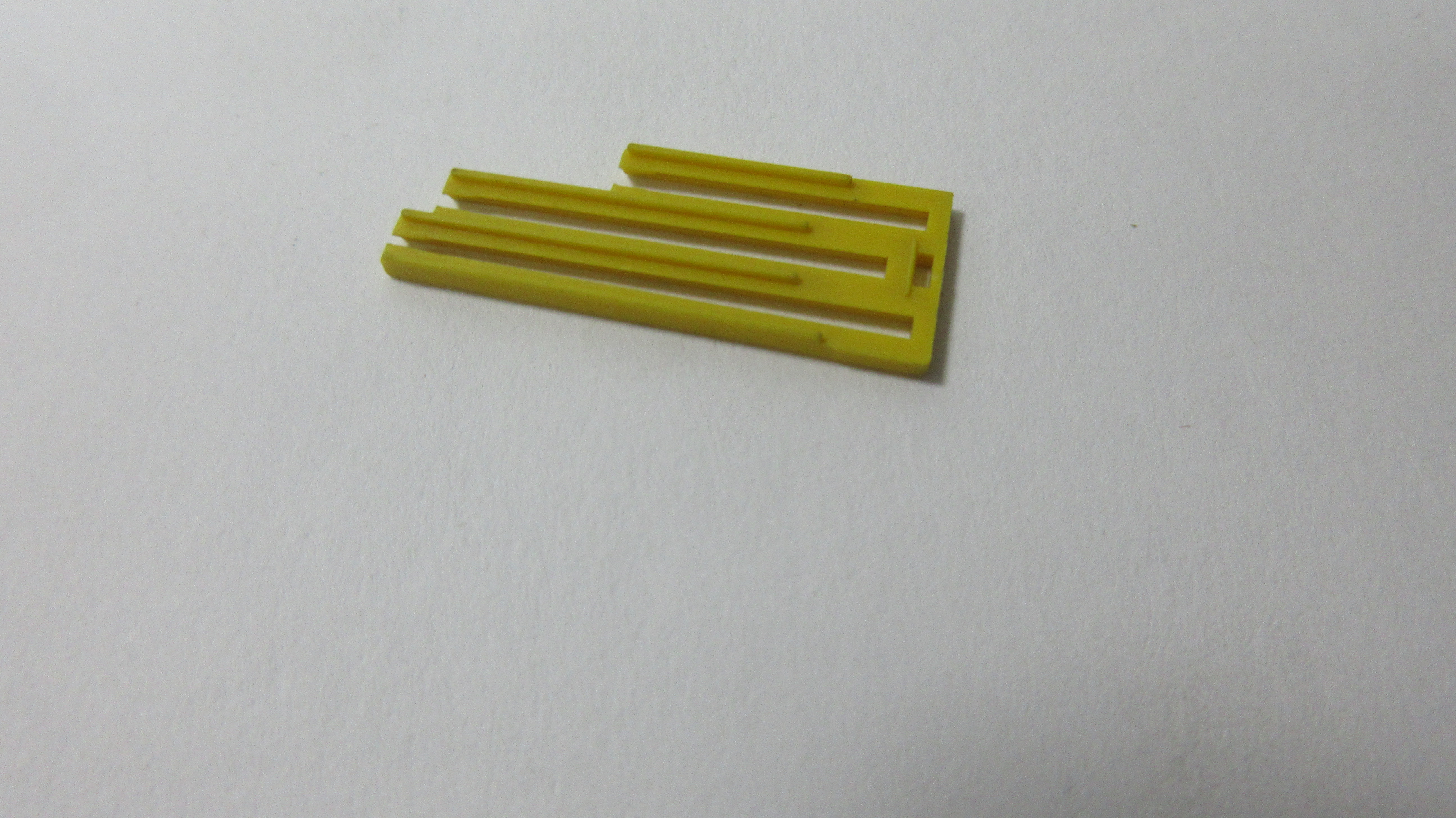 LOCK HCU CONNECTOR LOCK-YELLOW