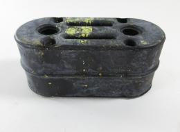 BUSHING HANGER ISOLATER